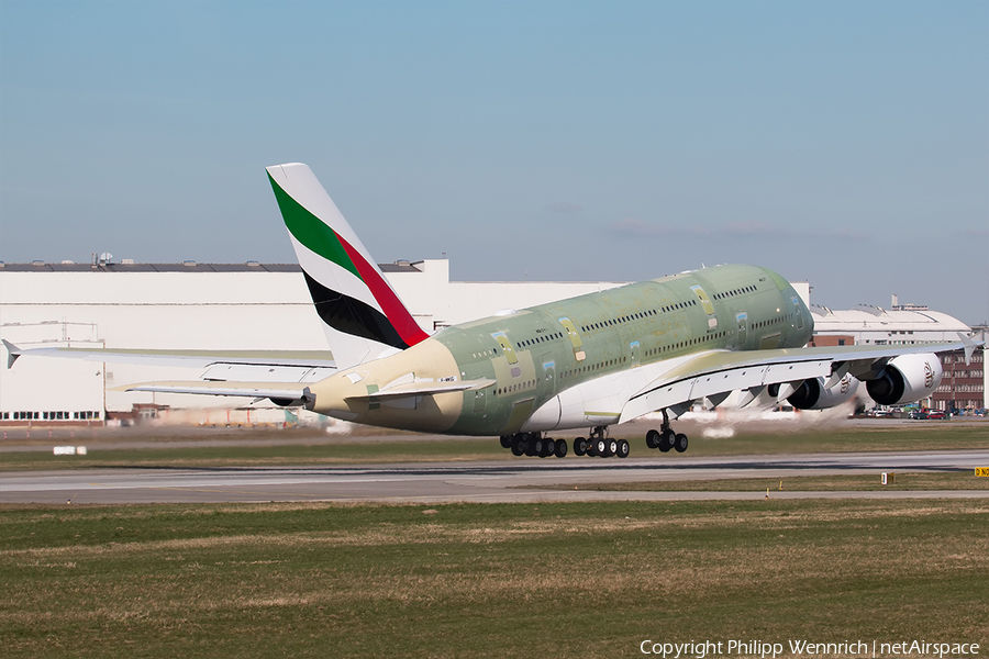 Emirates Airbus A380-861 (F-WWSG) | Photo 151774