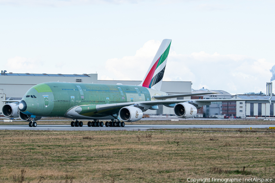 Emirates Airbus A380-842 (F-WWSH) | Photo 436872