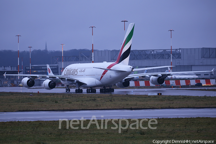 Emirates Airbus A380-842 (F-WWSH) | Photo 483734