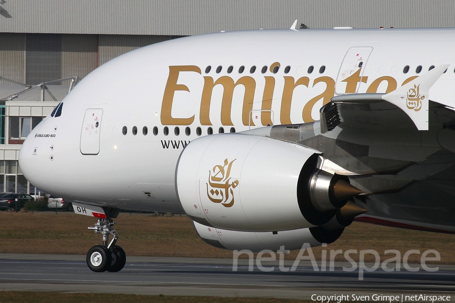 Emirates Airbus A380-861 (F-WWSH) | Photo 69843