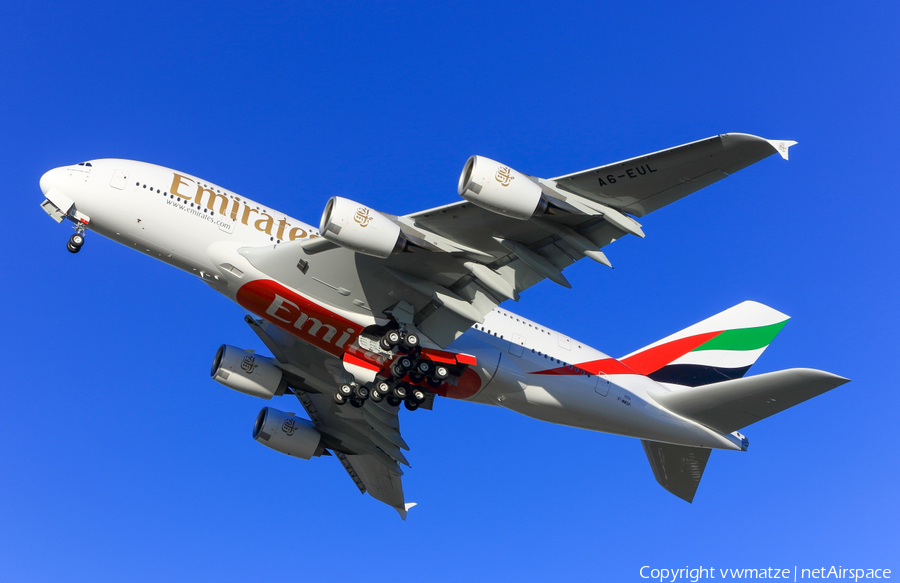 Emirates Airbus A380-861 (F-WWSP) | Photo 133098