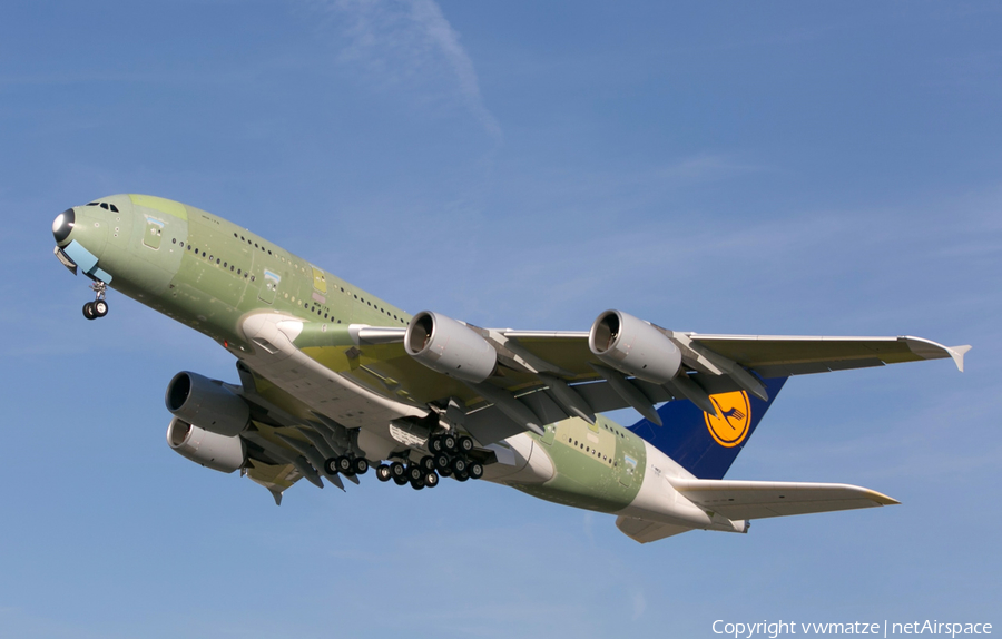 Lufthansa Airbus A380-841 (F-WWSP) | Photo 136946