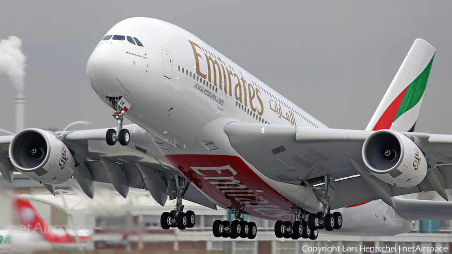 Emirates Airbus A380-842 (F-WWSQ) | Photo 135253