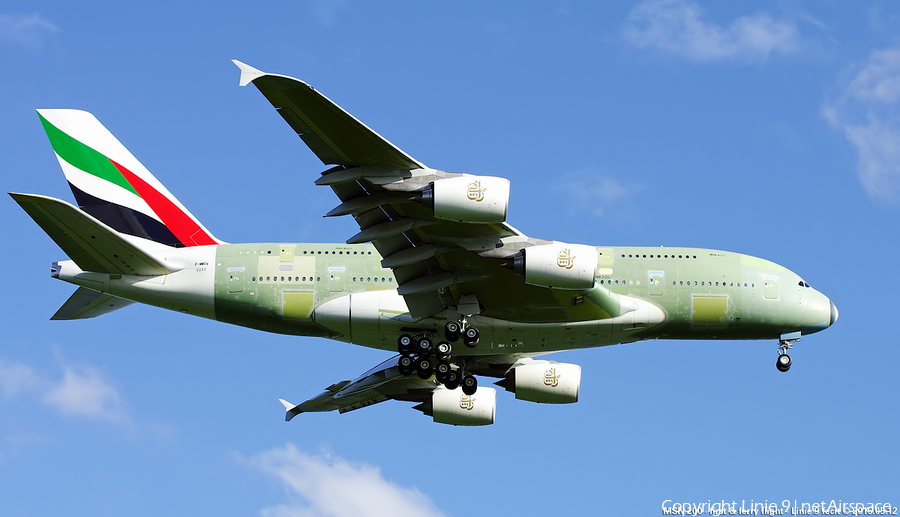 Emirates Airbus A380-861 (F-WWSV) | Photo 76278