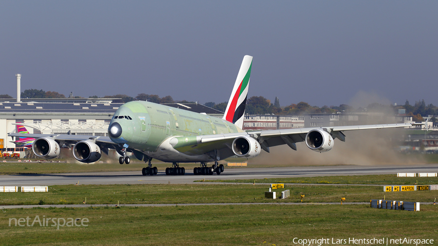 Emirates Airbus A380-842 (F-WWSY) | Photo 268885