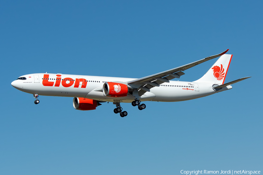 Lion Air Airbus A330-941N (F-WWYA) | Photo 339101