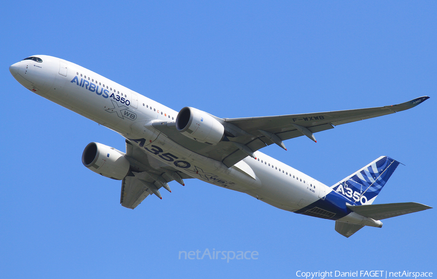 Airbus Industrie Airbus A350-941 (F-WXWB) | Photo 243734