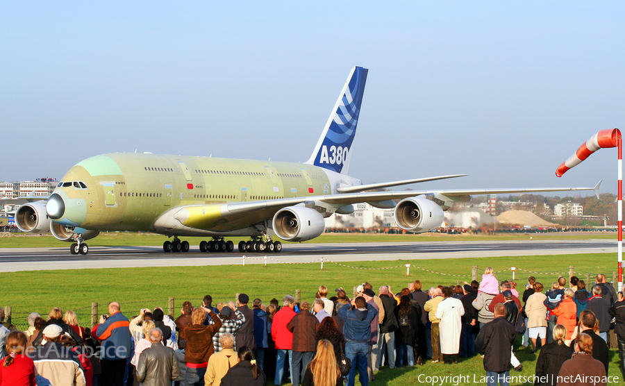 Airbus Industrie Airbus A380-841 (F-WXXL) | Photo 399670