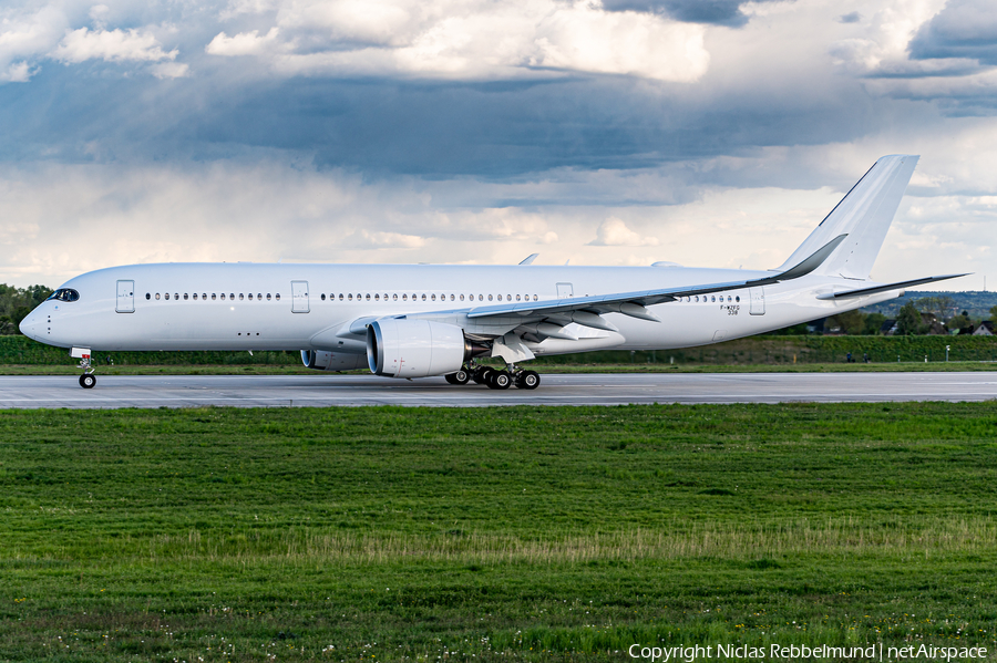 Airbus Industrie Airbus A350-941 (F-WZFG) | Photo 384129