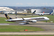 Singapore Airlines Airbus A350-941 (F-WZFG) at  Toulouse - Blagnac, France