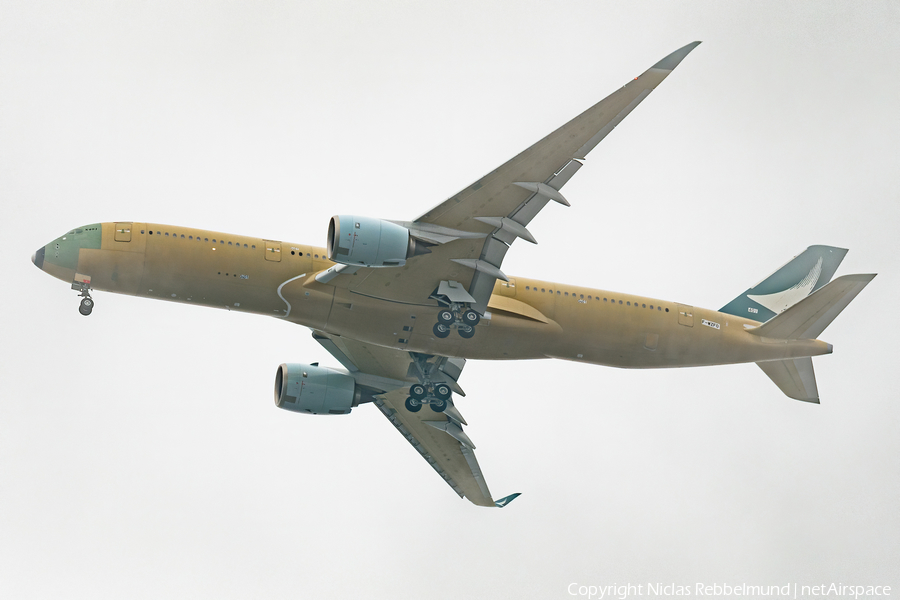 Cathay Pacific Airbus A350-941 (F-WZFO) | Photo 373244