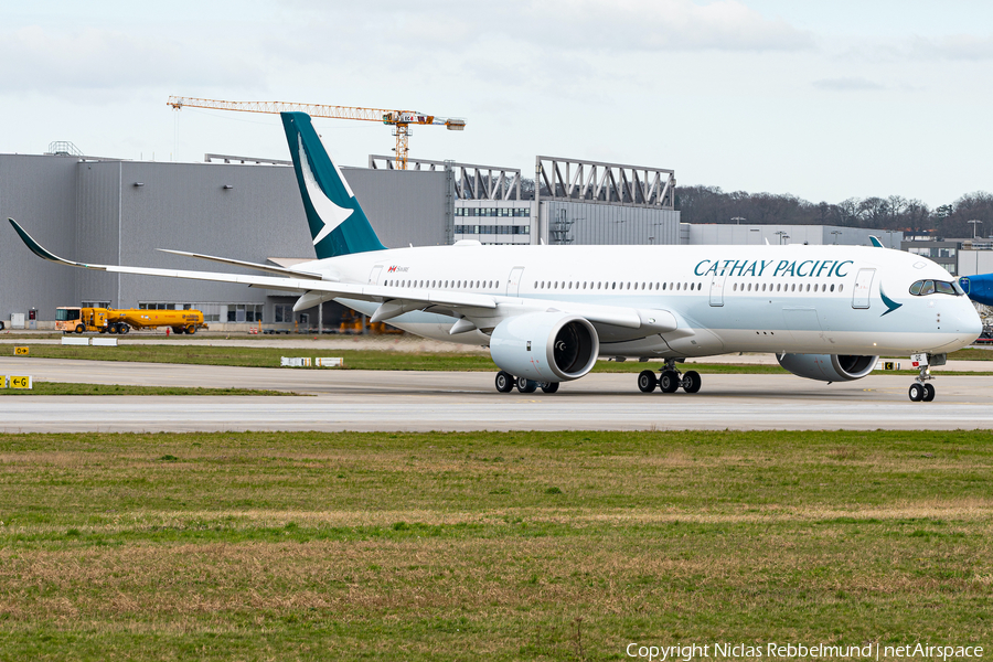 Cathay Pacific Airbus A350-941 (F-WZFO) | Photo 377818