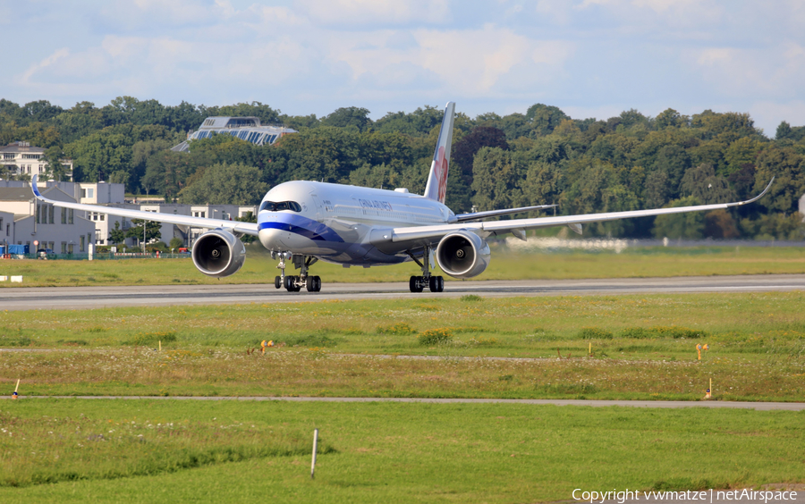 China Airlines Airbus A350-941 (F-WZFS) | Photo 184006