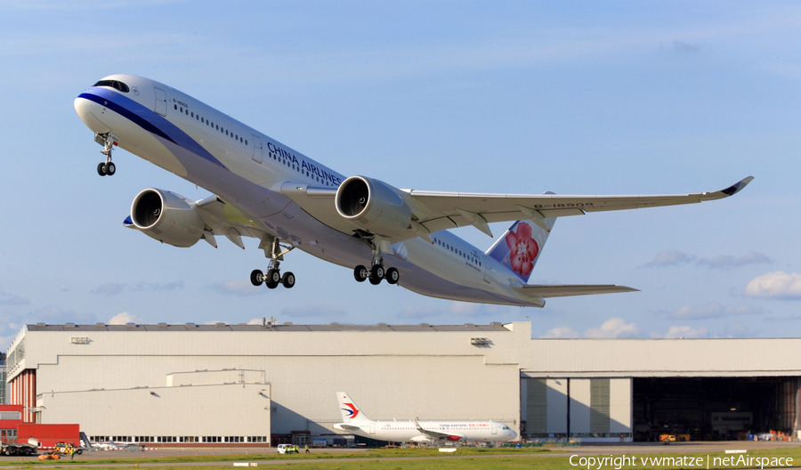 China Airlines Airbus A350-941 (F-WZFS) | Photo 184010