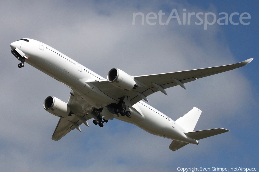 Hainan Airlines Airbus A350-941 (F-WZFU) | Photo 381596