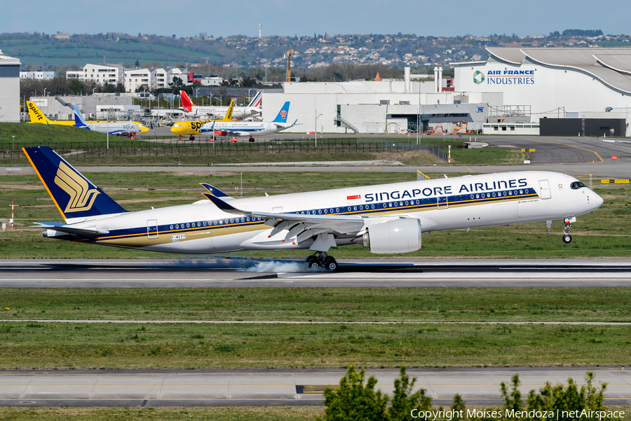 Singapore Airlines Airbus A350-941 (F-WZFY) | Photo 108204