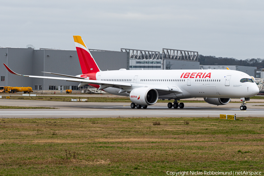 Iberia Airbus A350-941 (F-WZGL) | Photo 371982