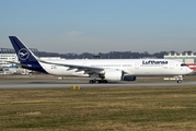 Lufthansa Airbus A350-941 (F-WZGW) at  Hamburg - Finkenwerder, Germany