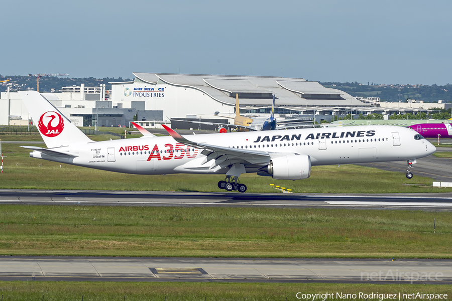 Japan Airlines - JAL Airbus A350-941 (F-WZHF) | Photo 420175