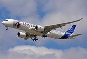 Qatar Airways Airbus A350-941 (F-WZNW) at  Farnborough, United Kingdom