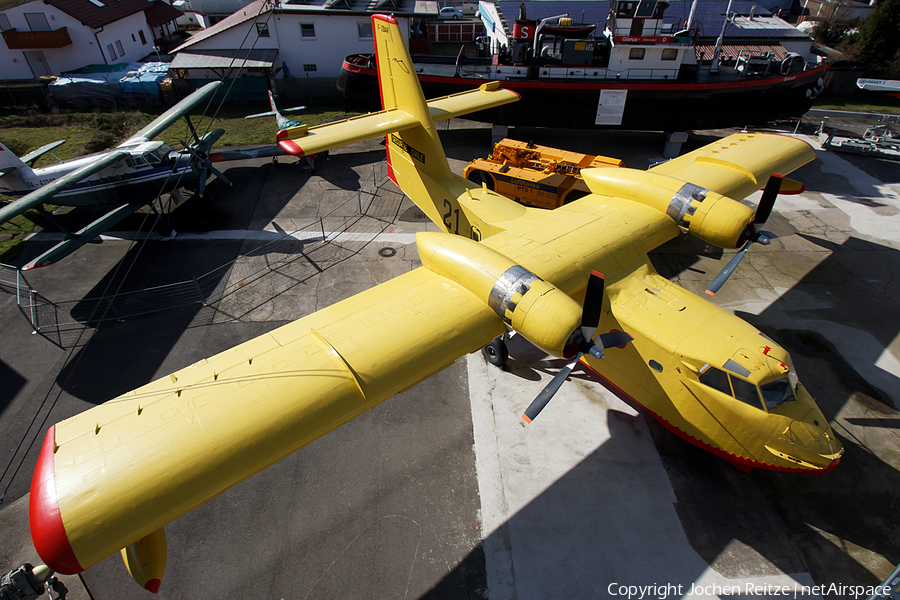Securité Civile Canadair CL-215-1A10 (F-ZBAR) | Photo 100555