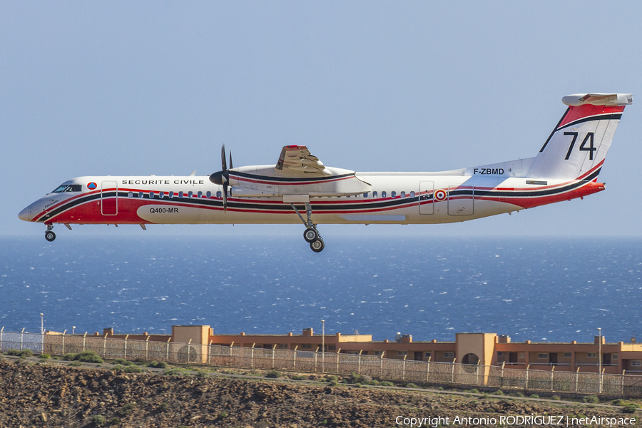 Securité Civile Bombardier DHC-8-402Q MR (F-ZBMD) | Photo 284445
