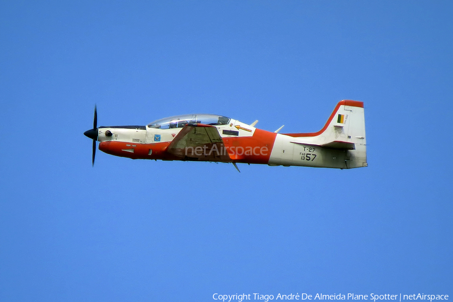 Brazilian Air Force (Forca Aerea Brasileira) Embraer EMB-312A Tucano T-27 (FAB1357) | Photo 388720