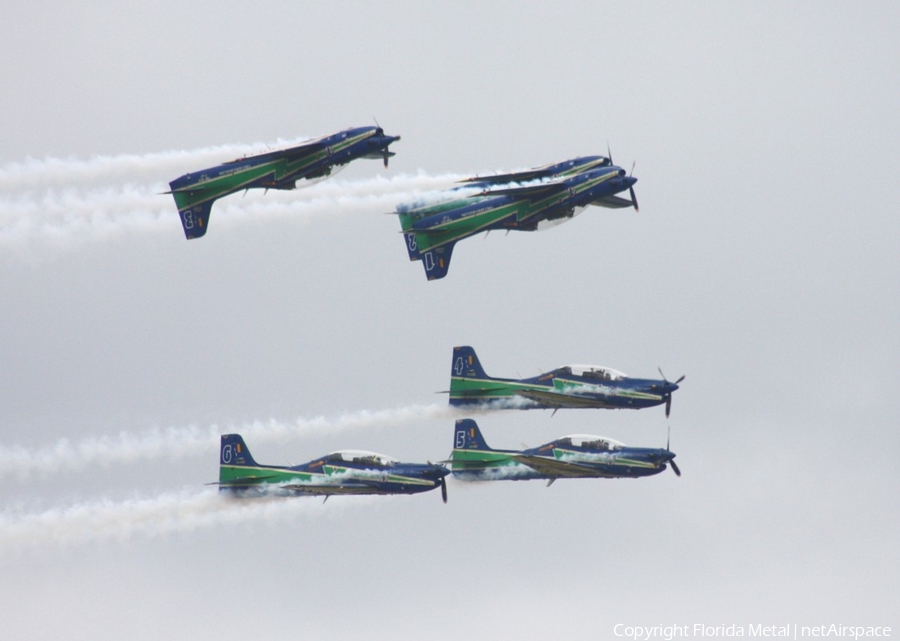 Brazilian Air Force (Forca Aerea Brasileira) Embraer EMB-312A Tucano T-27 (FAB1394) | Photo 583201