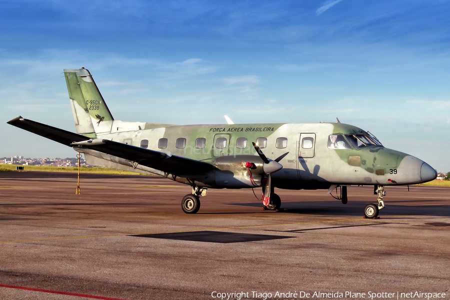 Brazilian Air Force (Forca Aerea Brasileira) Embraer C-95CM Bandeirante (FAB2339) | Photo 500423