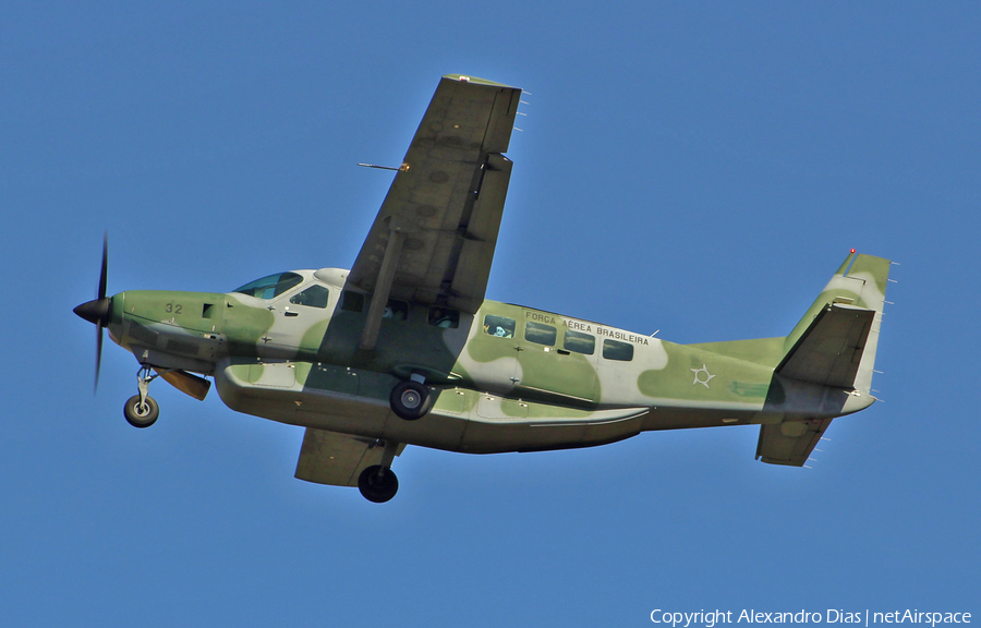 Brazilian Air Force (Forca Aerea Brasileira) Cessna C-98A Caravan (FAB2732) | Photo 502623