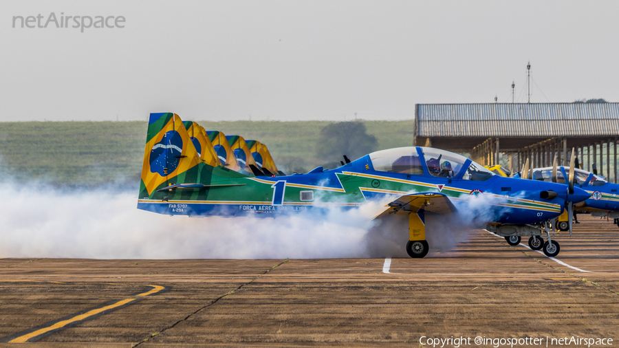 Brazilian Air Force (Forca Aerea Brasileira) Embraer EMB-314 Super Tucano A-29A (FAB5707) | Photo 348585