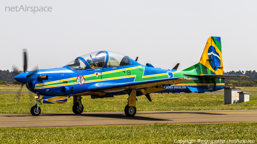 Brazilian Air Force (Forca Aerea Brasileira) Embraer EMB-314 Super Tucano A-29A (FAB5717) | Photo 348577