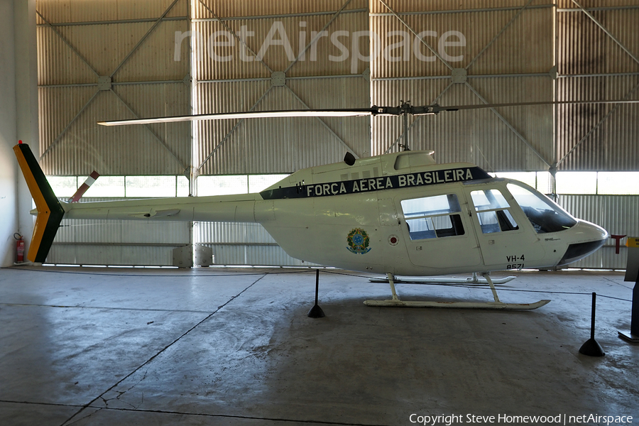 Brazilian Air Force (Forca Aerea Brasileira) Bell VH-4B JetRanger II (FAB8571) | Photo 566448