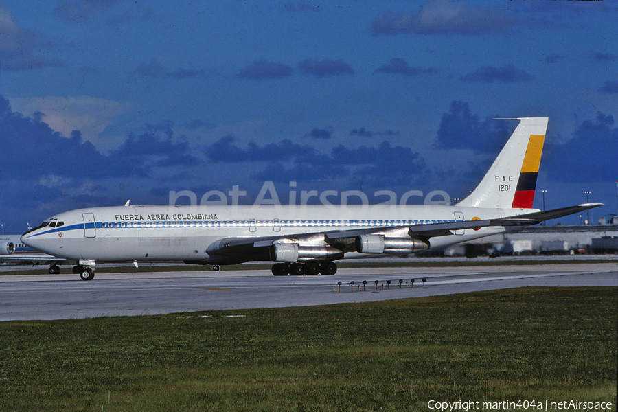 Colombian Air Force (Fuerza Aerea Colombiana) Boeing 707-373C (FAC1201) | Photo 75883