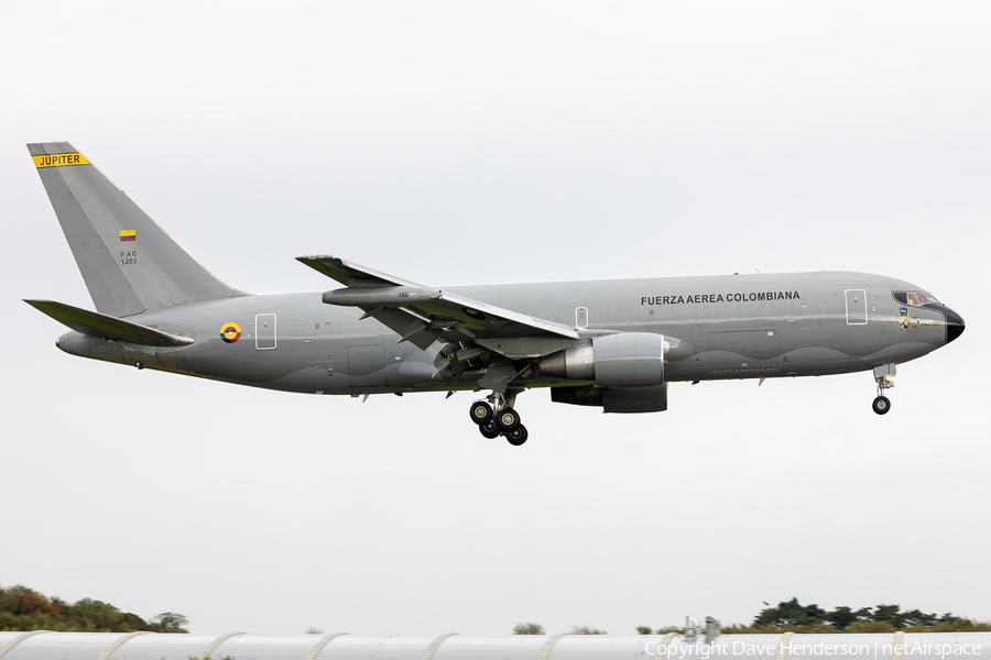 Colombian Air Force (Fuerza Aerea Colombiana) Boeing 767-2J6(ER)MMTT (FAC1202) | Photo 479316