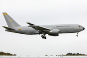 Colombian Air Force (Fuerza Aerea Colombiana) Boeing 767-2J6(ER)MMTT (FAC1202) at  Glasgow - Prestwick, United Kingdom