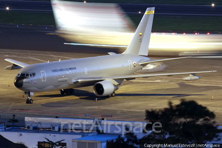 Colombian Air Force (Fuerza Aerea Colombiana) Boeing 767-2J6(ER)MMTT (FAC1202) | Photo 178265