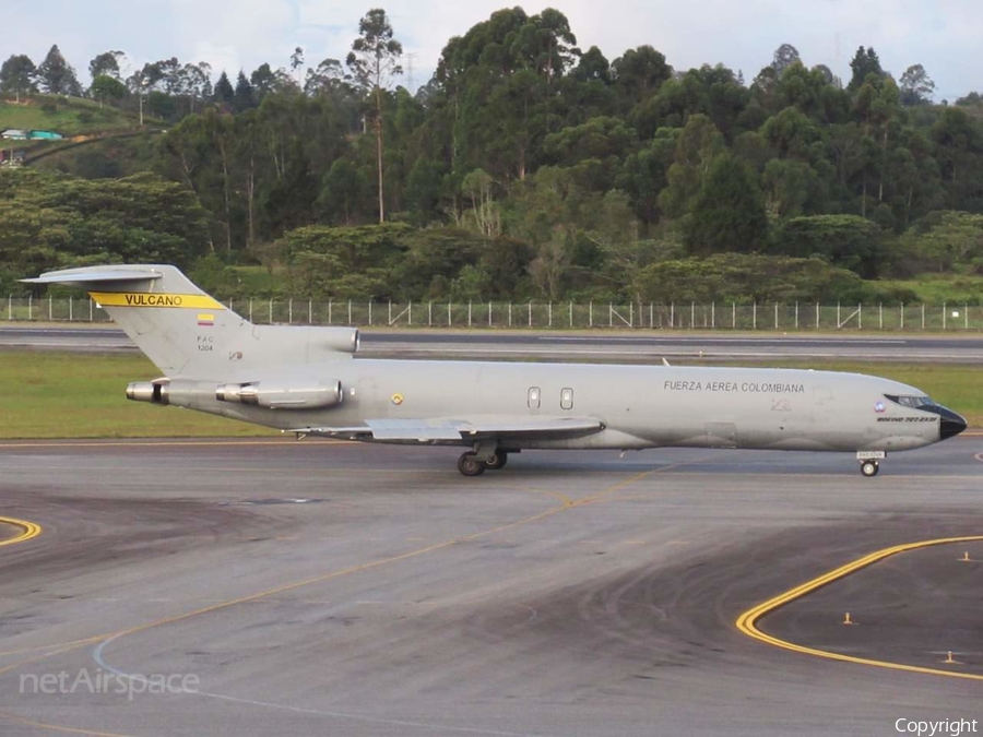 Colombian Air Force (Fuerza Aerea Colombiana) Boeing 727-2X3F(Adv) (FAC1204) | Photo 350813