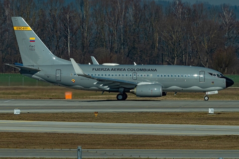 Colombian Air Force (Fuerza Aerea Colombiana) Boeing 737-732 (FAC1222) at  Munich, Germany