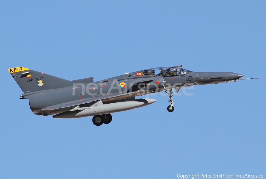 Colombian Air Force (Fuerza Aerea Colombiana) IAI Kfir COD (FAC3007) | Photo 215000