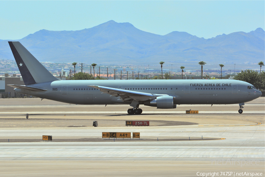 Chilean Air Force (Fuerza Aerea De Chile) Boeing 767-3Y0(ER) (985) | Photo 37529
