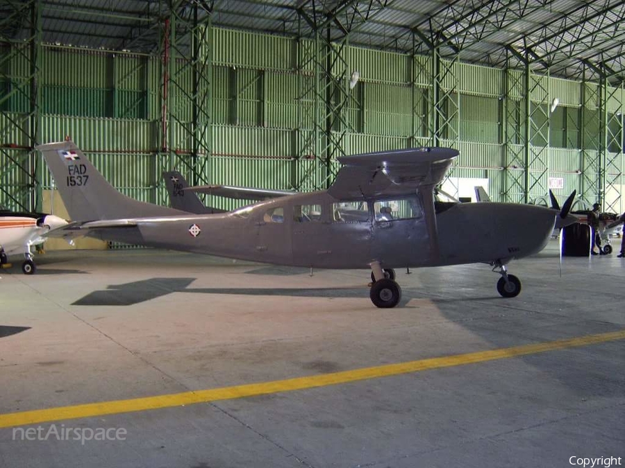 Dominican Republic Air Force (Fuerza Aerea Dominicana) Cessna 207A Skywagon (1537) | Photo 116624