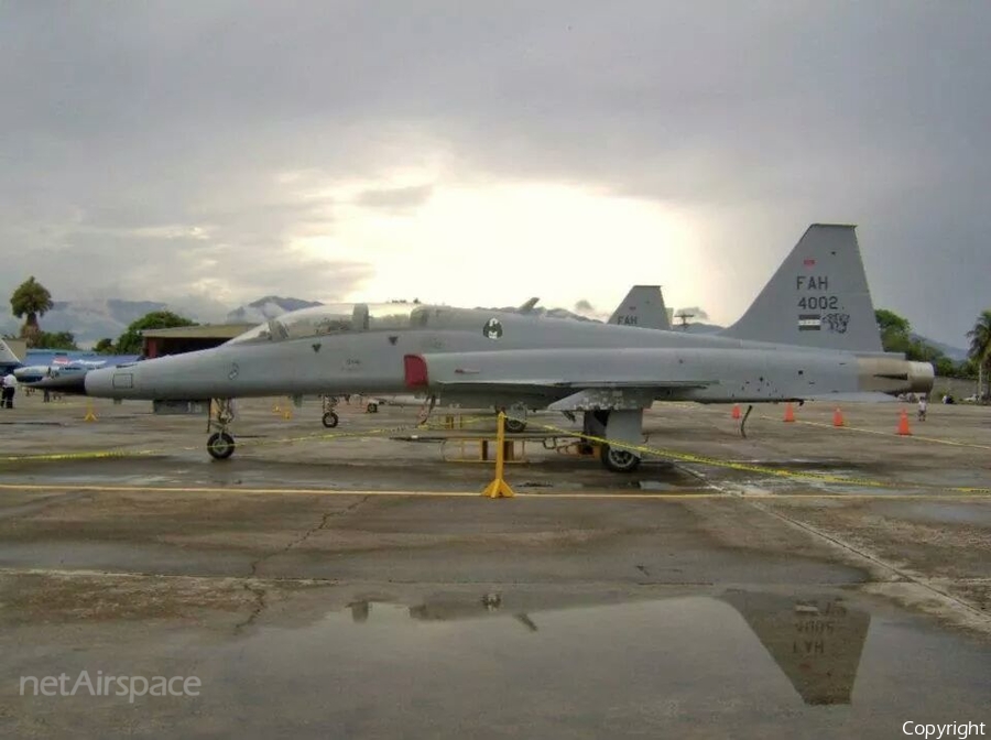 Honduran Air Force (Fuerza Aerea Hondurena) Northrop F-5F Tiger II (FAH4002) | Photo 60670