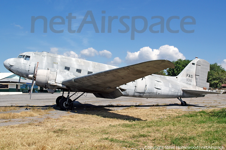 Salvadoran Air Force (Fuerza Aerea Salvadorena) Douglas C-47A Skytrain (106) | Photo 51596