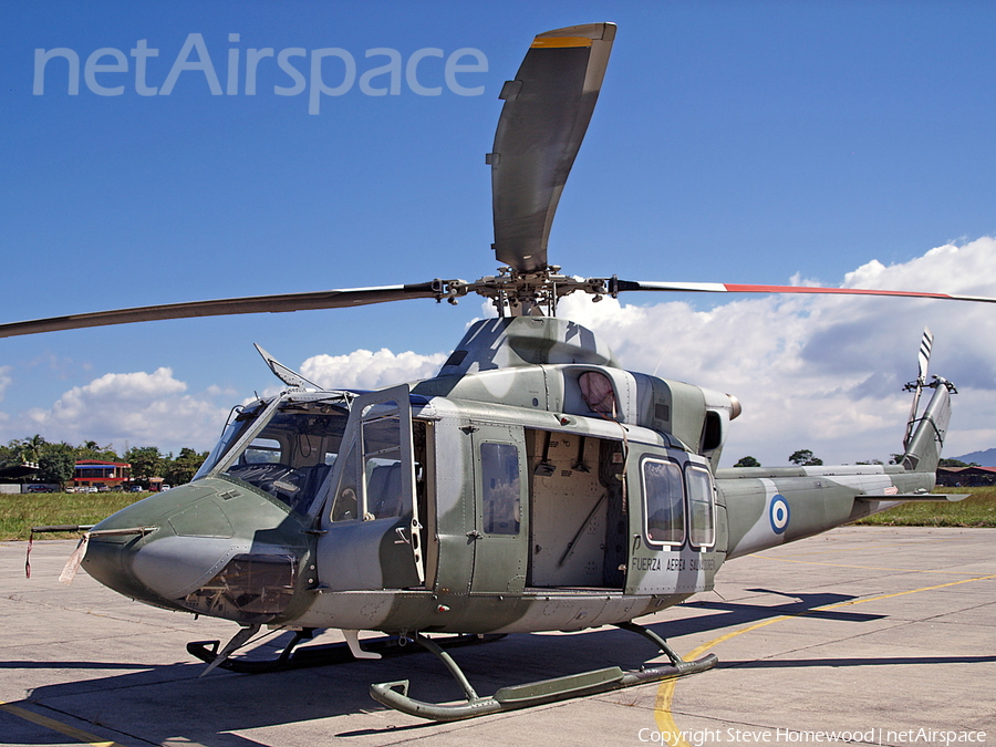 Salvadoran Air Force (Fuerza Aerea Salvadorena) Bell 412EP (250) | Photo 51597