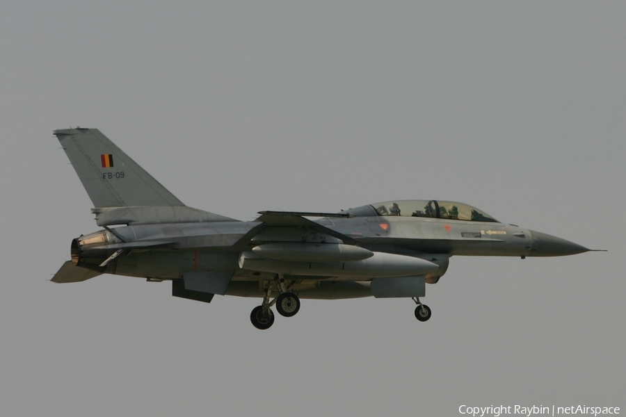 Belgian Air Force General Dynamics F-16BM Fighting Falcon (FB-09) | Photo 554314