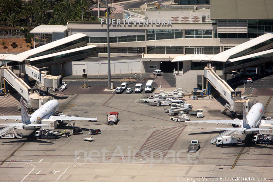 Aviation photo 323705