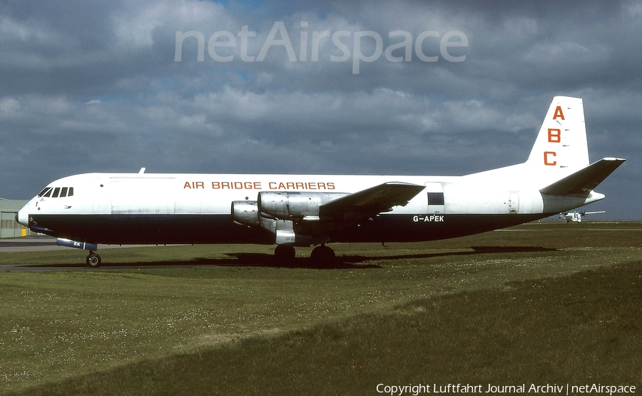 Air Bridge Carriers - ABC Vickers 953C Merchantman (G-APEK) | Photo 415935