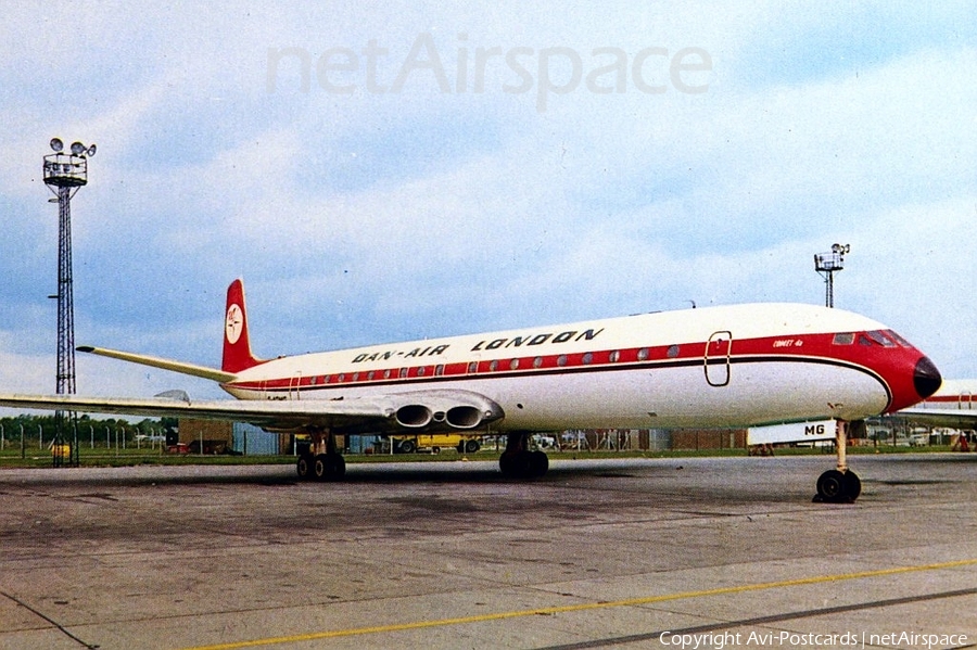 Dan-Air London De Havilland Comet 4B (G-APMG) | Photo 69051