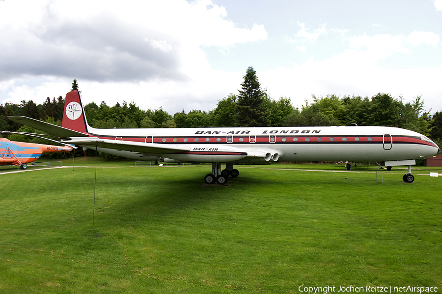 Dan-Air London De Havilland Comet 4C (G-BDIW) | Photo 76984